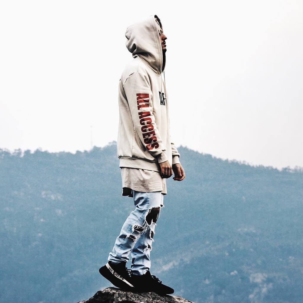 Peak Outfit